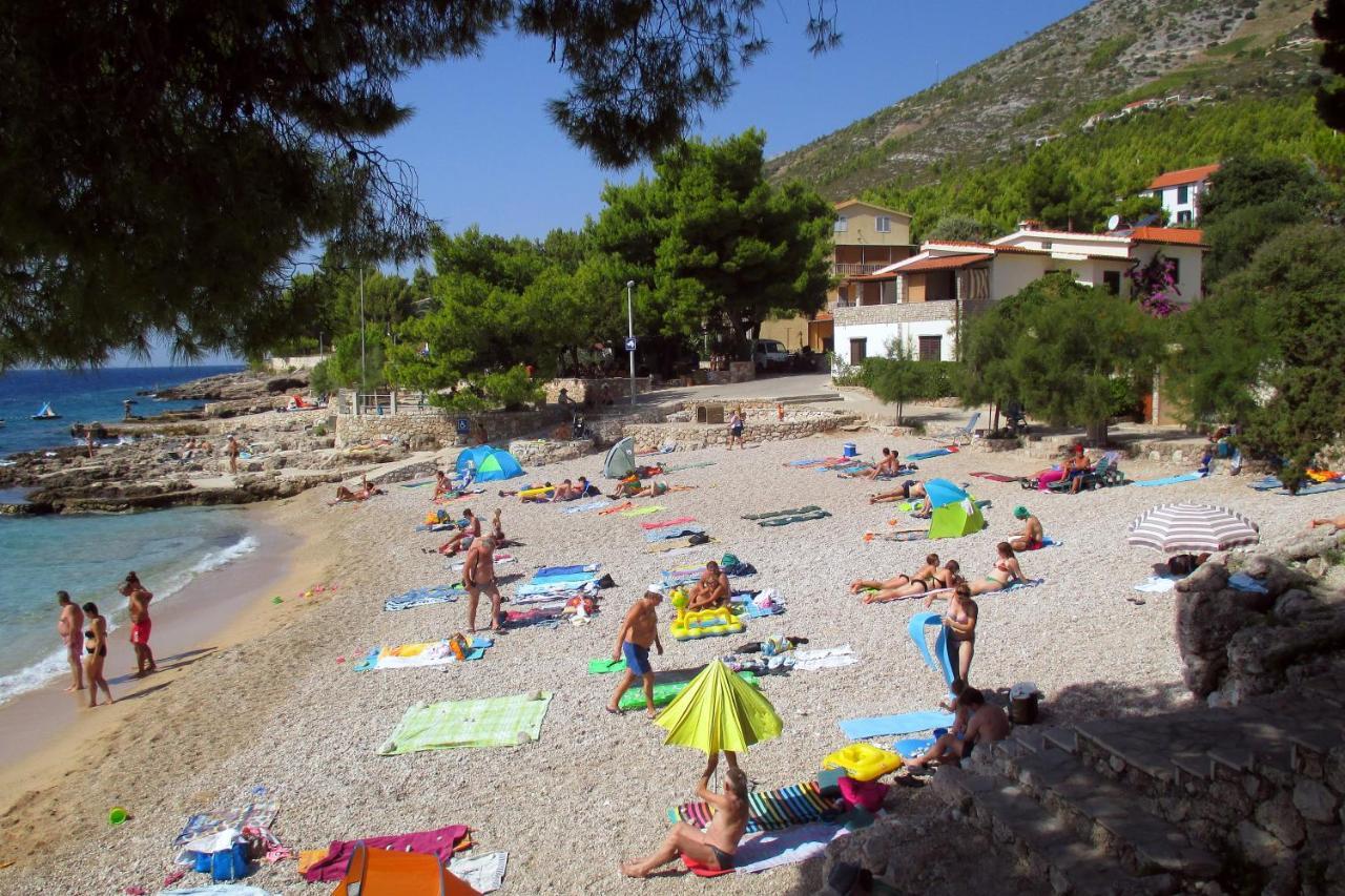 Apartments With A Parking Space Ivan Dolac, Hvar - 8797 Buitenkant foto